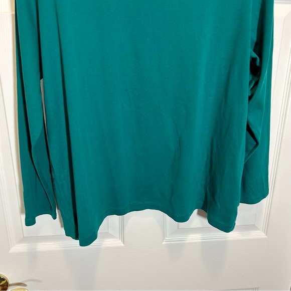 Croft & Barrow Long Sleeve Classic Tee - Picture 4 of 8